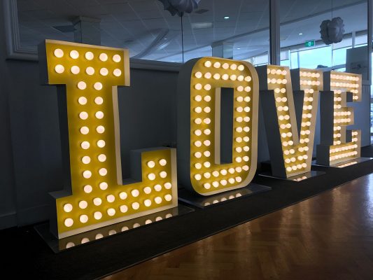 love-lightup-letters